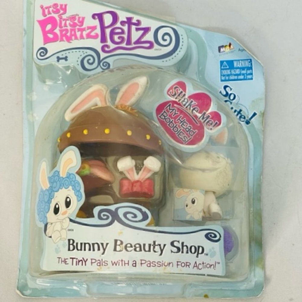 Itsy Bitsy Bratz Petz Bunny Beauty Shop New New Sealed condition - but packaging